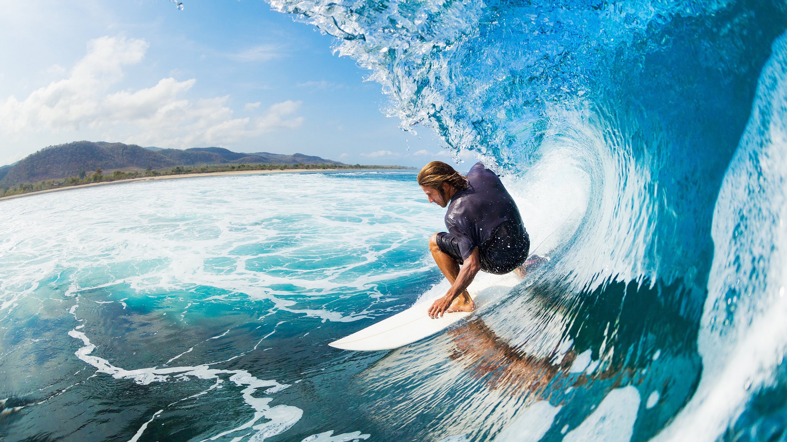 新赛季发动机轰鸣之夜,当F1极限启程撞见哈弗茨的持续杀伤力
