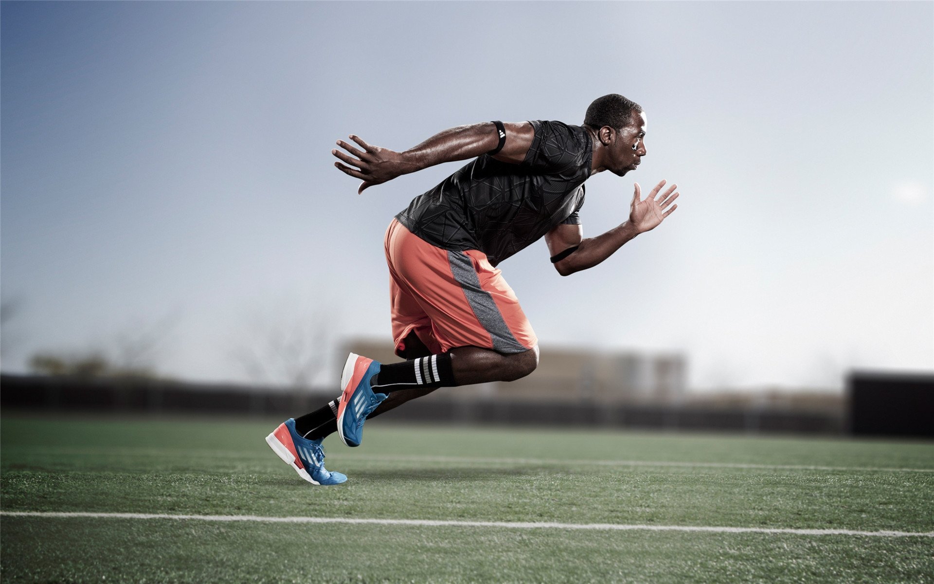 末节逆转与赛道接管，开拓者绝地反击，小贾伦化身争冠引擎点燃体育狂潮